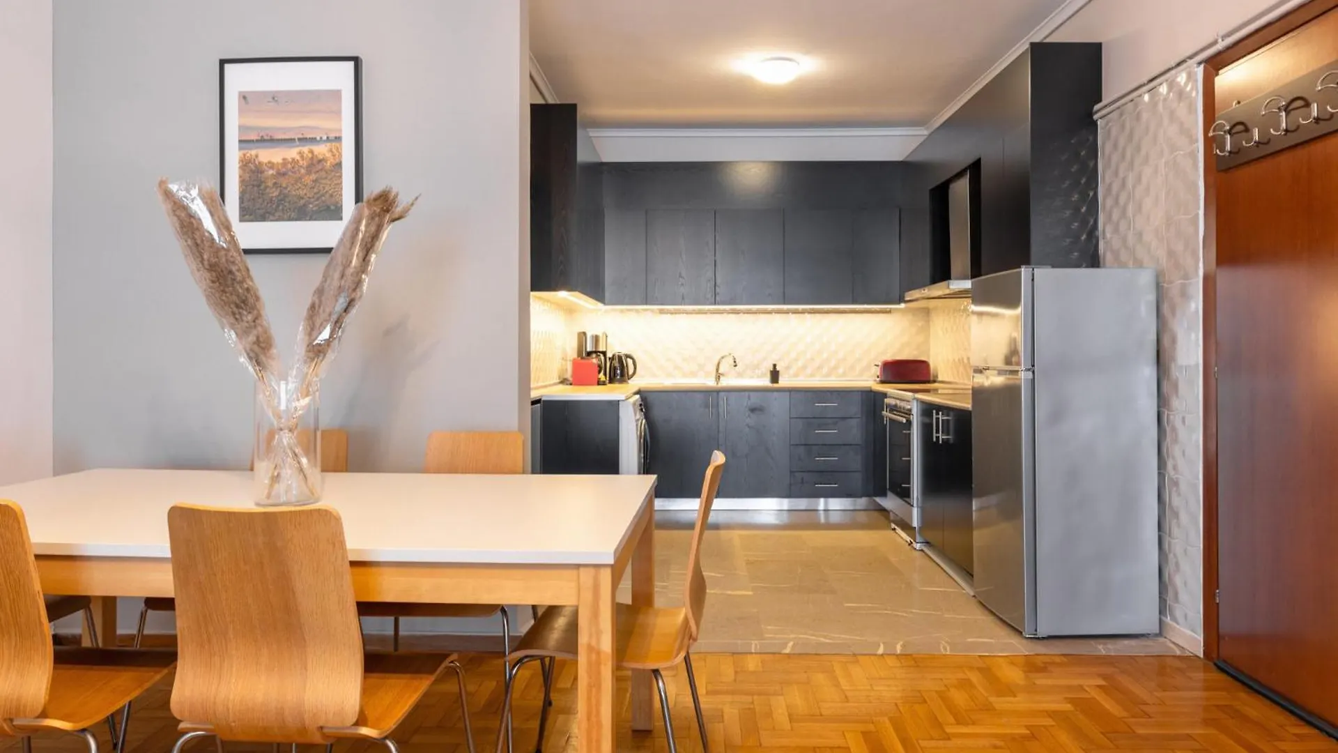 Eca Suites Thessaloniki 0*,